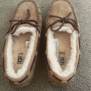 Women’s Dakota Ugg’s